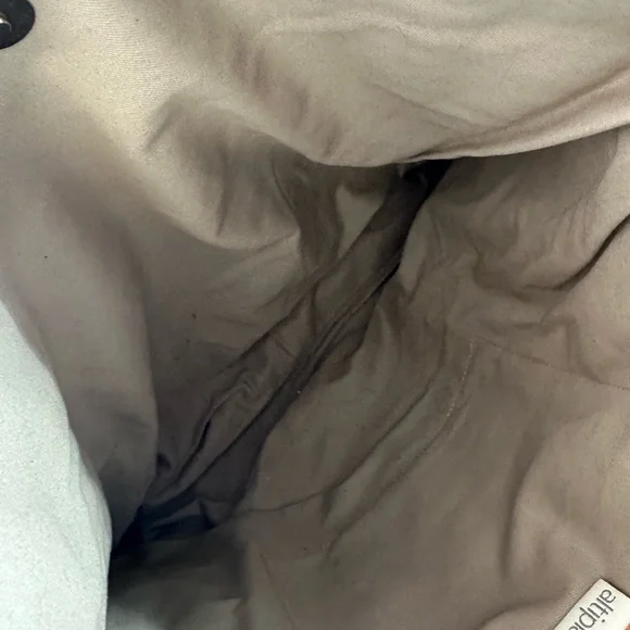 Altiplano recycled material leather tote. Euc - Picture 4 of 6